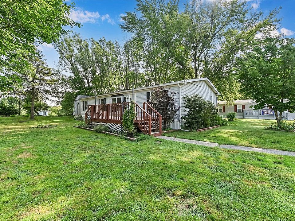 1st image of 57 Center Ln