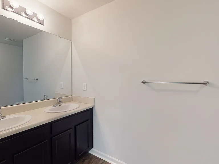 129 Maple Tree Ln — Photo 14