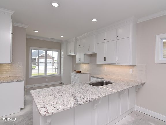2nd image of 160 Brunswick Drive