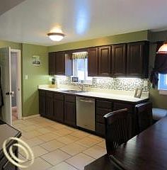 2nd image of 2333 Old Salem Ct