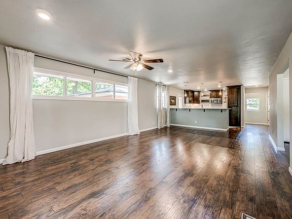 4th image of 901 W Osage Dr