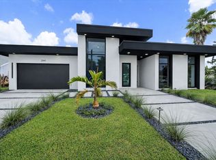 2441 Webber St, Sarasota, FL 34239