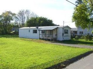 23 Libby St, Lincoln, ME 04457