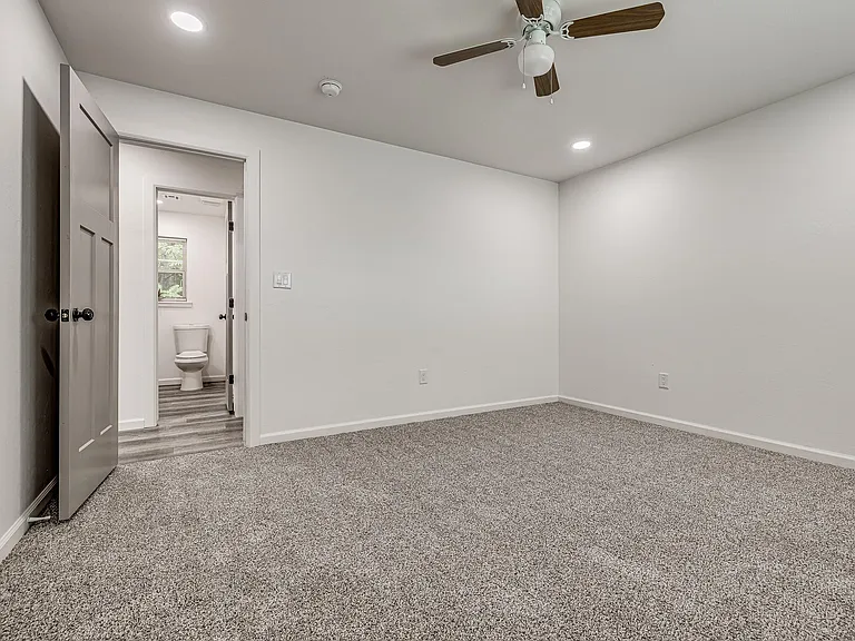 3025 SW 19th St — Photo 15
