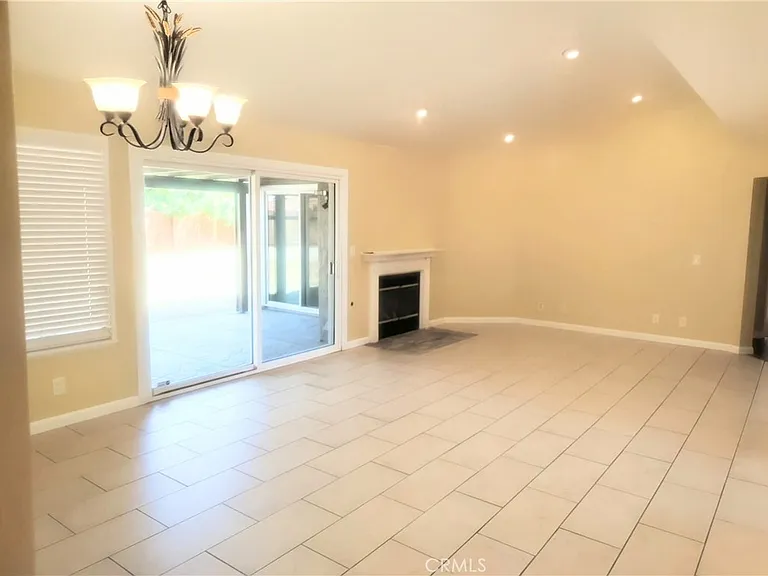 37734 Tackstem St — Photo 3