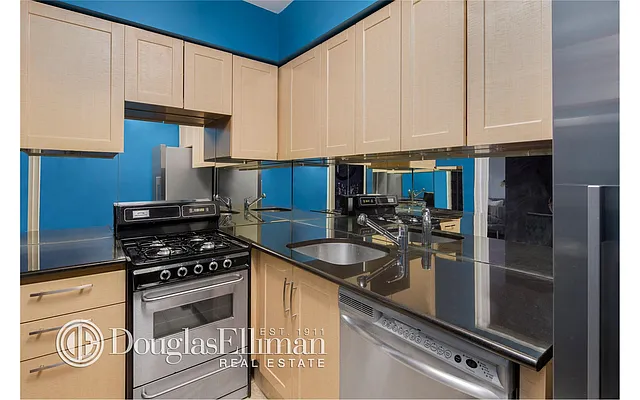 Sold by Douglas Elliman | media 5