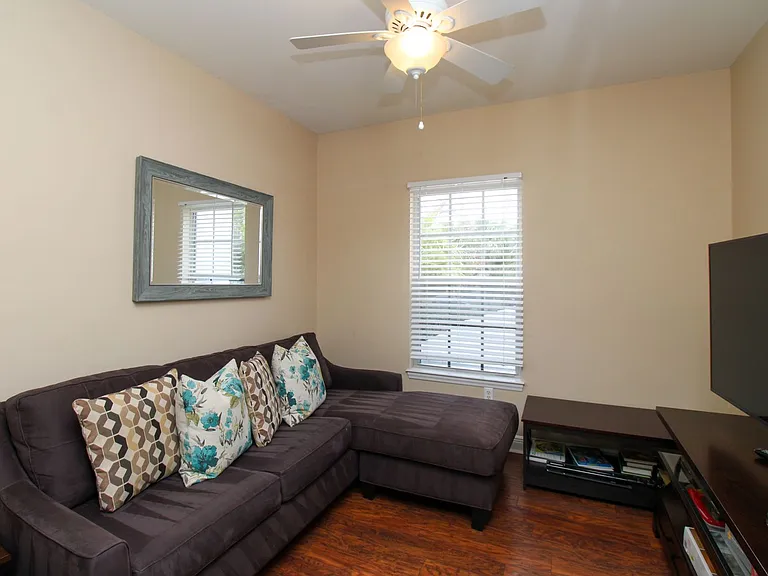 1360 Sweetwater Cv #202 — Photo 26