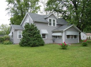 1636 Richmond Rd NE, Cedar Rapids, IA 52402