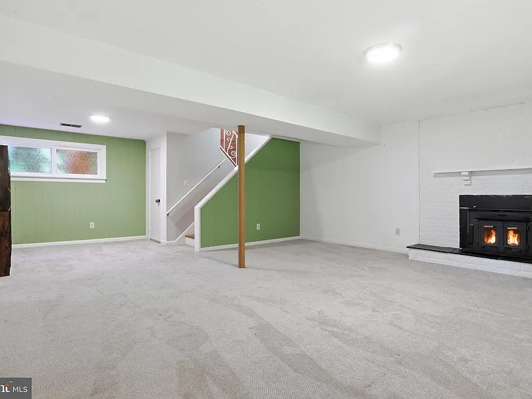 4014 Jeffry St — Photo 9