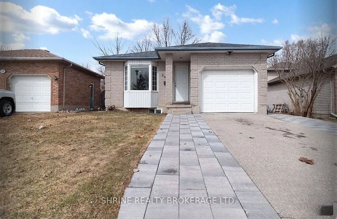 3 bed, $650 — Photo 1
