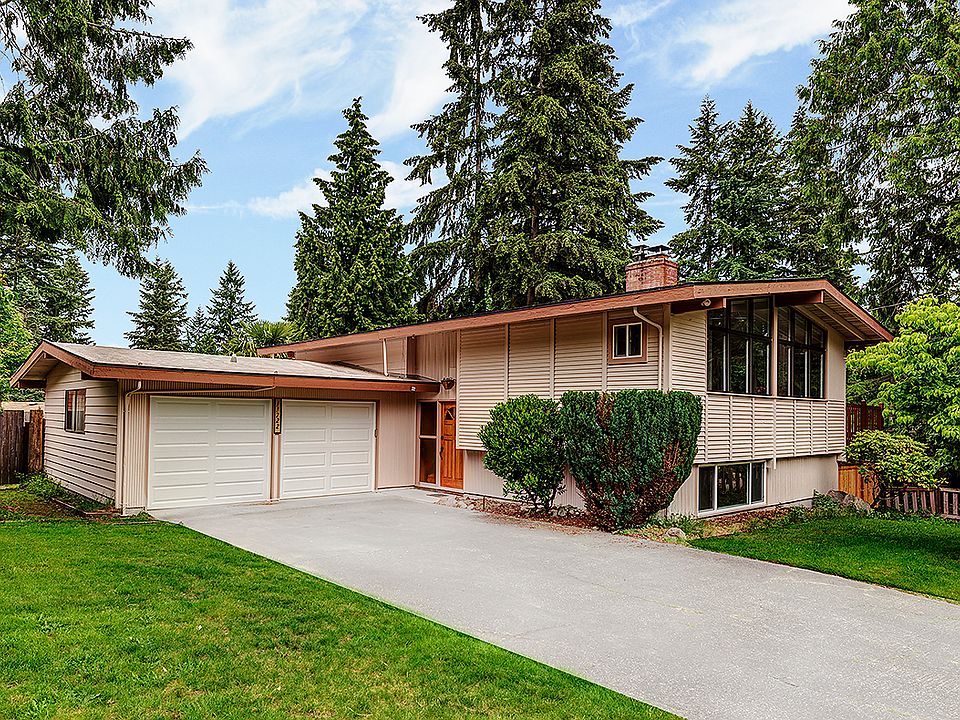1st image of 13722 NE 70th Pl