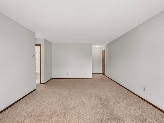5th image of 10890 S Shore Dr APT 12