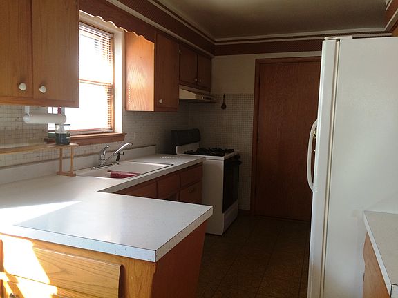Kitchen with Applicances Ready for Cooking