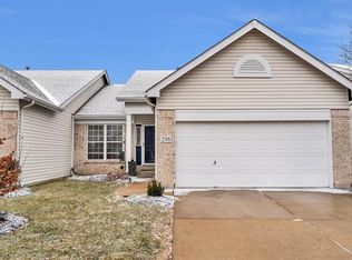 296 Arbor Place Ln, Valley Park, MO 63088