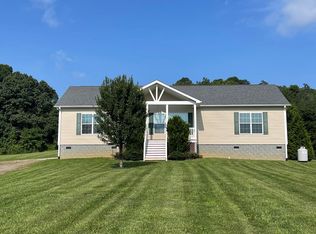 1020 Reedside Dr, Fancy Gap, VA 24328