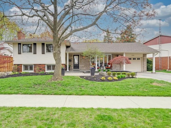 3387 Regal Rd, Burlington, ON L7N 1L9