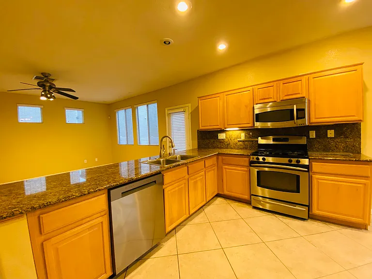 6779 Firewood Dr — Photo 2