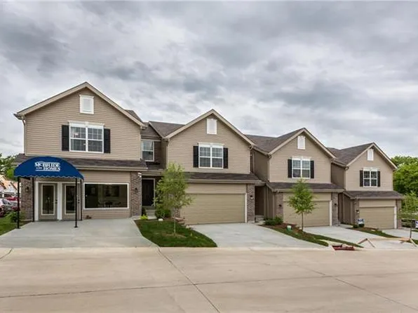 5109 Tesson Grove Dr, Saint Louis, MO 63128