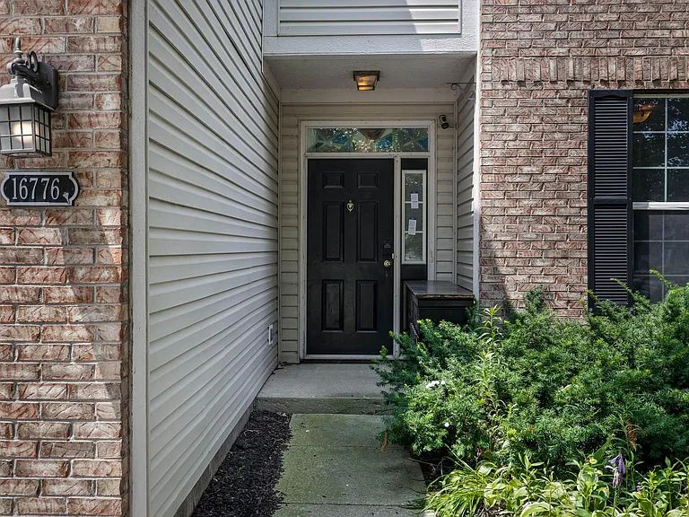 16776 Greensboro Dr — Photo 37