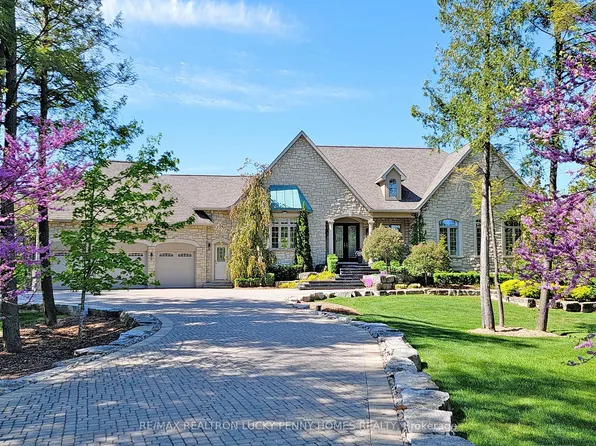 5 Riverstone Ct, East Gwillimbury, ON L0G 1V0