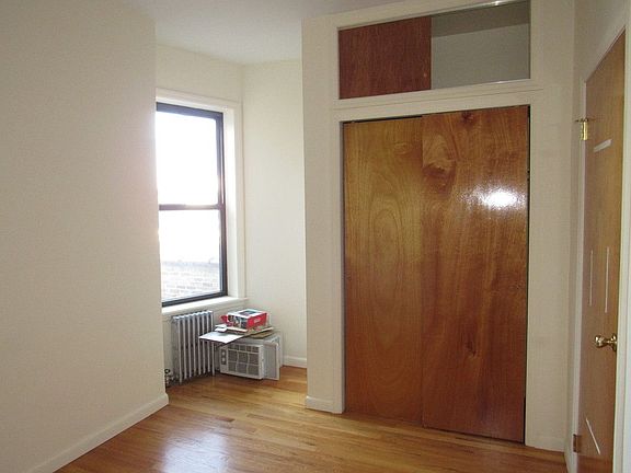 5th image of 3121 Ditmars Blvd APT 10