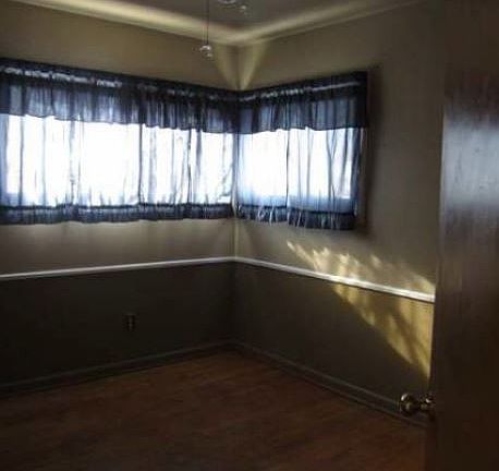 4th image of 31800 Parkwood St