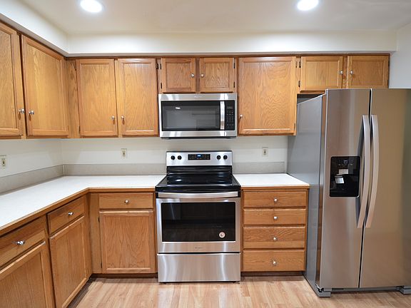 2nd image of 123 145th Pl SE