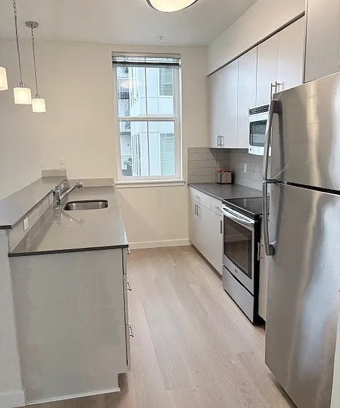 Core83 Apartments — Photo 47