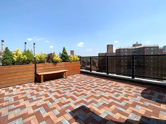 Rented by (Legacy) Elegran | media 16