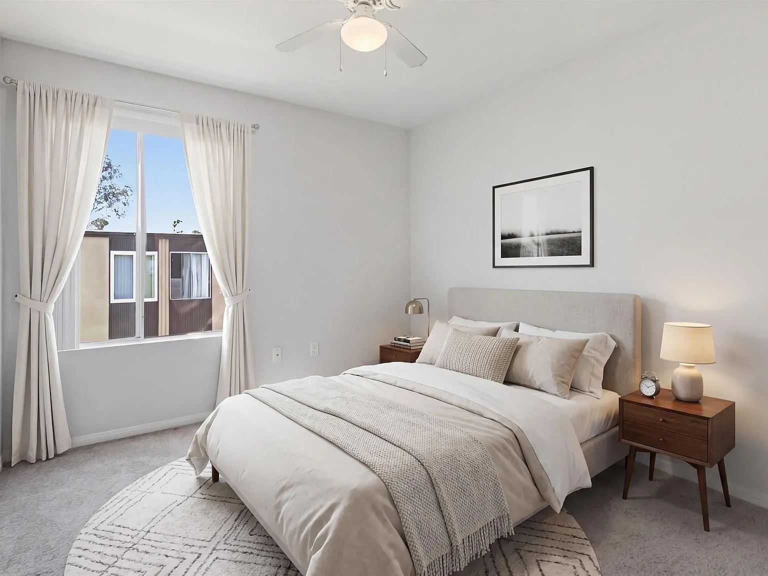 2 bed, 1.5 bath, 784 sqft, $2,695 — Photo 3