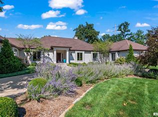 1908 Oak Creek Rd, Springfield, IL 62704