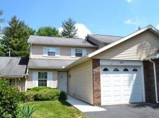 3871 S Laurel Ct, Bloomington, IN