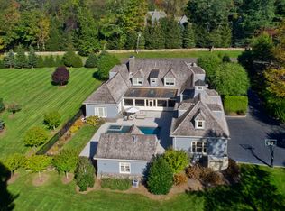 8 Carpenters Brook Rd, Greenwich, CT 06831