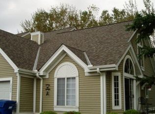 2399 Cypress Dr, Woodbury, MN 55125