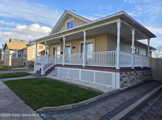 51 Van Wyck Ave, Staten Island, NY 10309