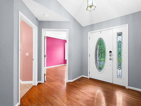 3rd image of 6004 Eden Place Dr