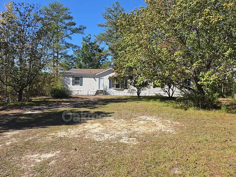 3 bed, 2.0 bath, 1780 sqft, $1,650 — Photo 1