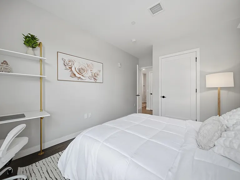 18 Artisan Dr #207 — Photo 23