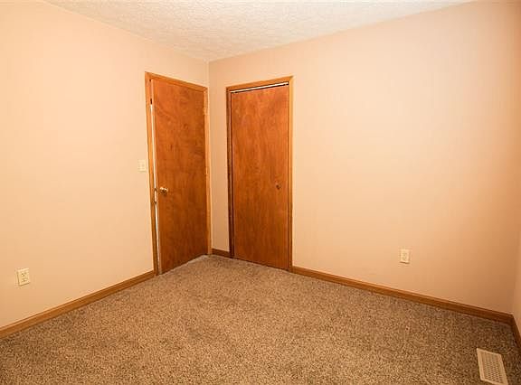 4th image of 1701 Corral Ln