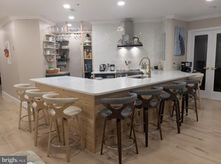 100 Harborview Dr UNIT 211, Baltimore, MD 21230