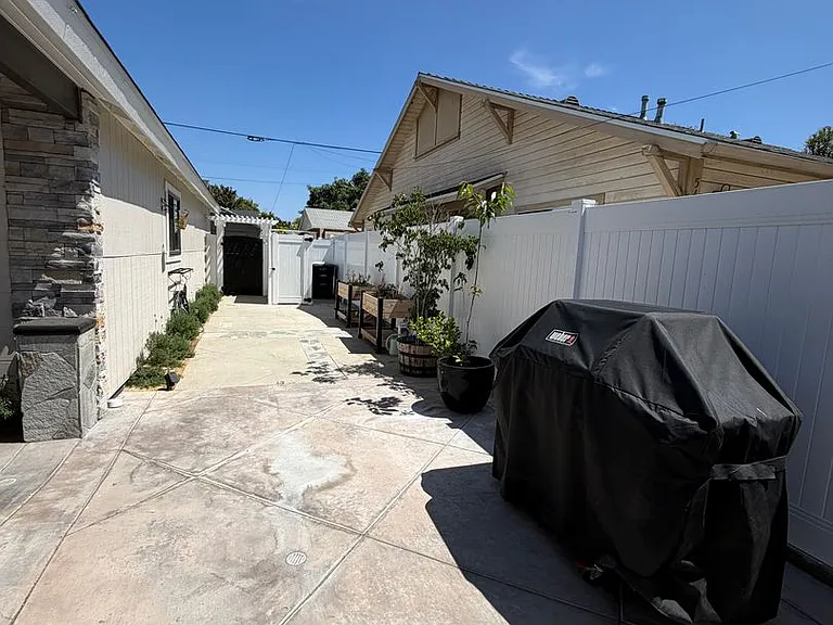 535 E Van Bibber Ave — Photo 19