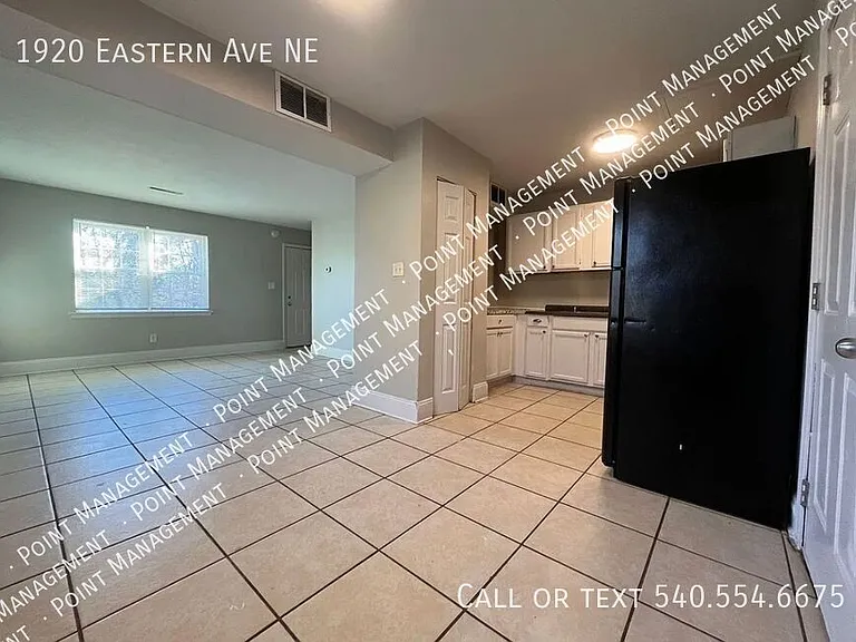 1920 Eastern Ave NE — Photo 3