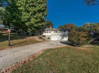 1704 Golfview Dr, Collinsville, IL