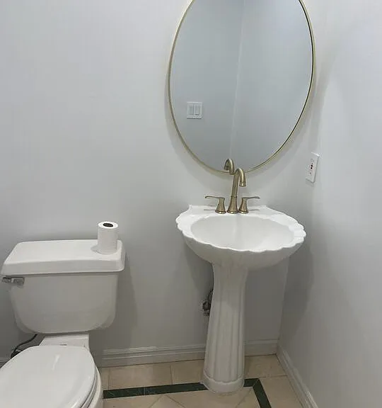 435 Arnaz Dr #201 — Photo 3