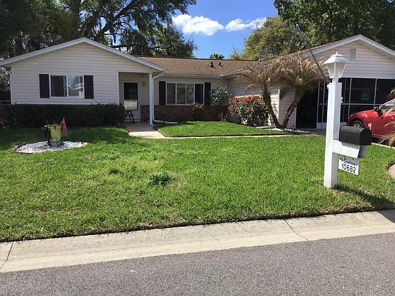 2nd image of 10682 SE 179th Ln