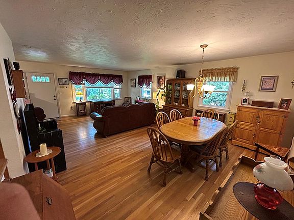 5th image of 452 Wendy Way