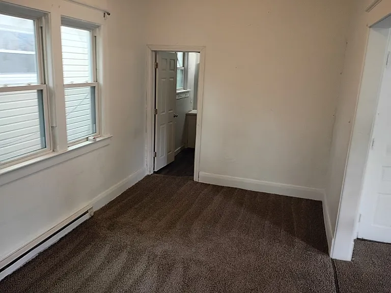 303 Jervis St #1 — Photo 6