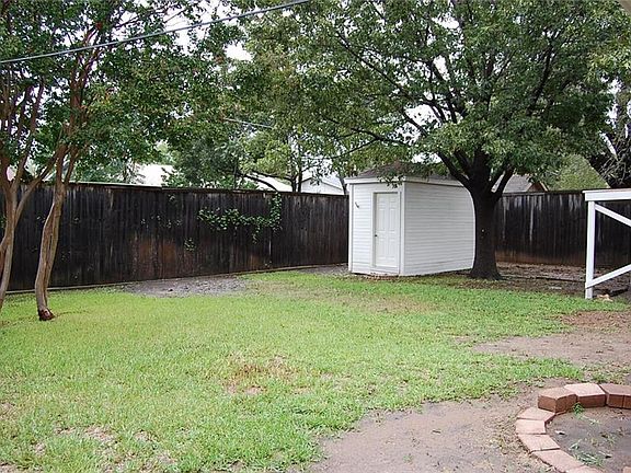 3rd image of 126 Westwood Pl