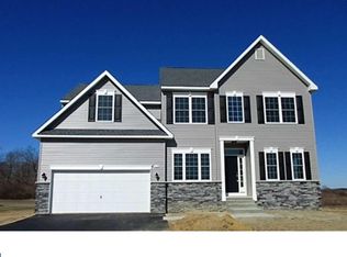 106 Lois Ln, Hammonton, NJ 08037