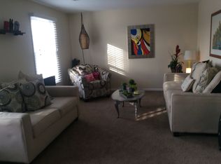 10 Newington Ct, Charles Town, WV 25414